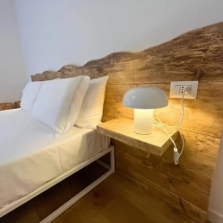 Elegante Con Servizi In Oasi Daire